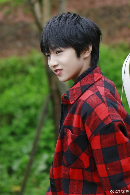 刘耀文舞蹈老师爆料视频,独家爆料舞蹈技巧与幕后故事  第3张